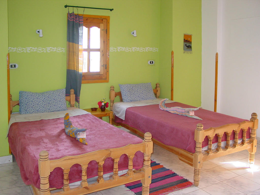 El Fayrouz Hotel Luxor Bilik gambar