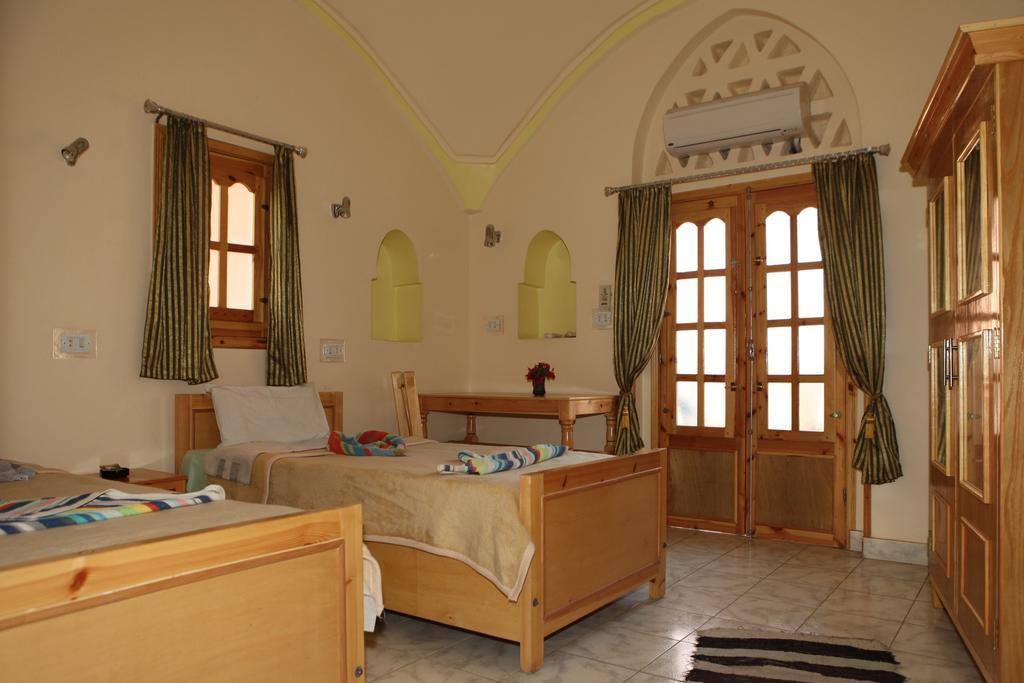 El Fayrouz Hotel Luxor Bilik gambar