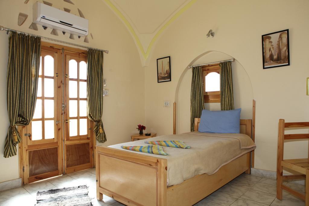 El Fayrouz Hotel Luxor Bilik gambar