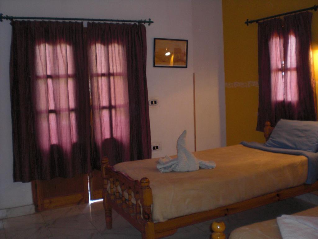El Fayrouz Hotel Luxor Luaran gambar